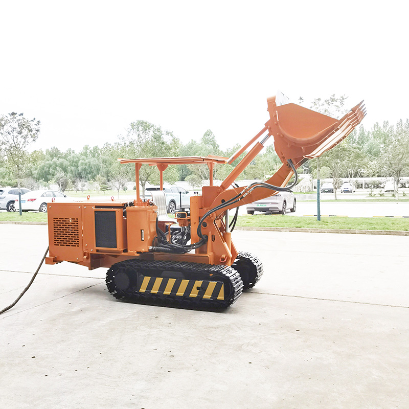 Специализированный самосвальный погрузчик для горных пород