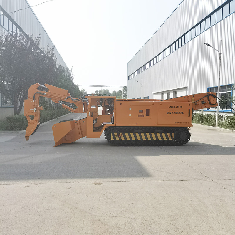 Гусеничный погрузчик для выемки грунта в шахте