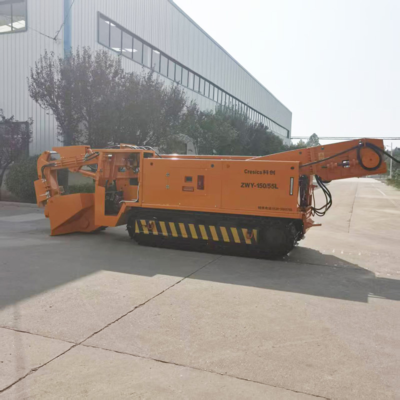 Гусеничный погрузчик для выемки грунта в шахте