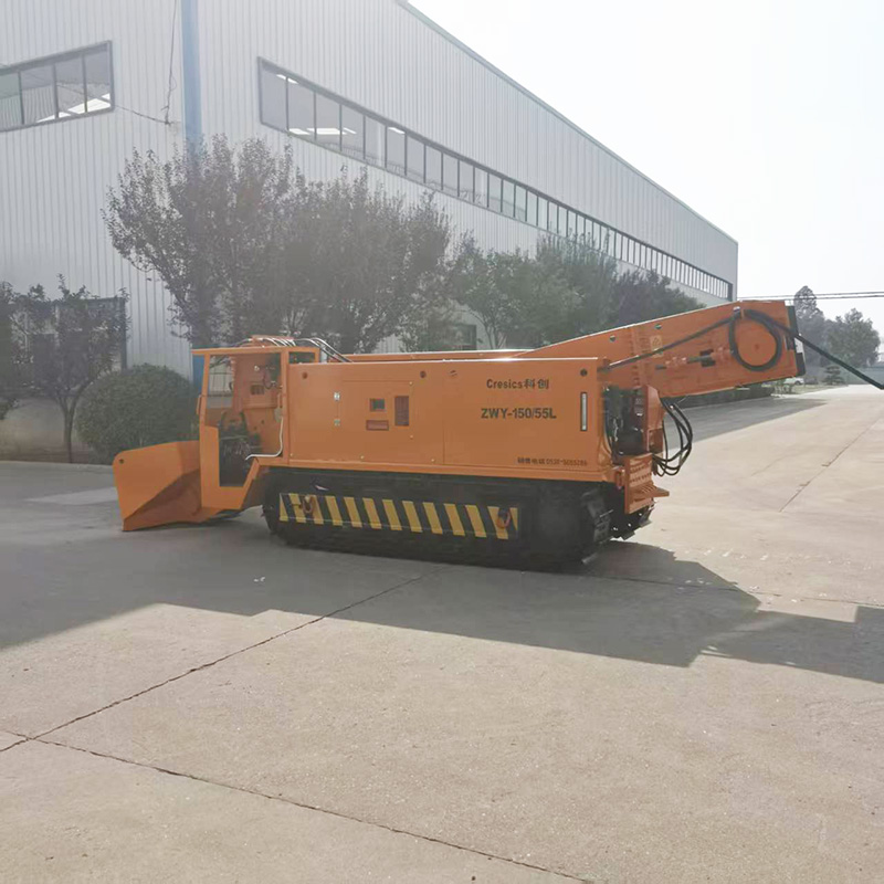 Специализированный погрузчик для навоза