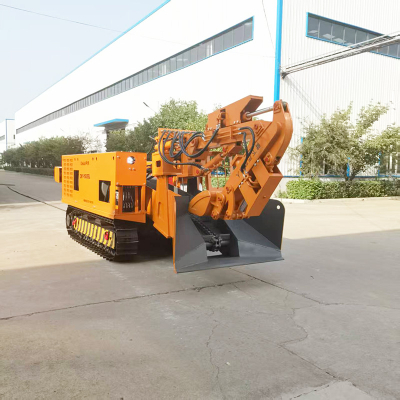 جرافة مجنزرة لحفر الأتربة