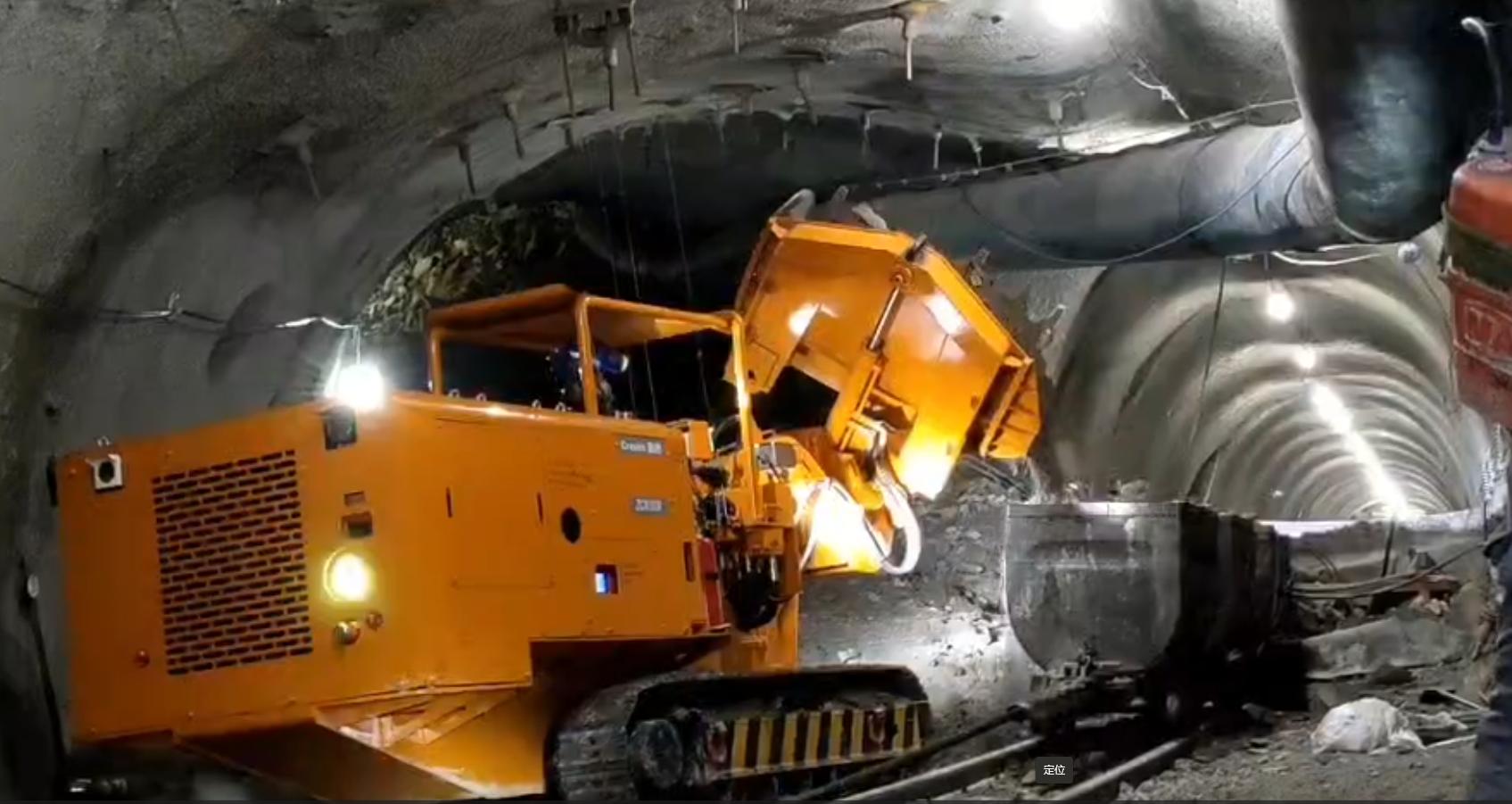 محمل تفريغ جانبي يعمل بالديزل محمل تفريغ جانبي يعمل بالديزل