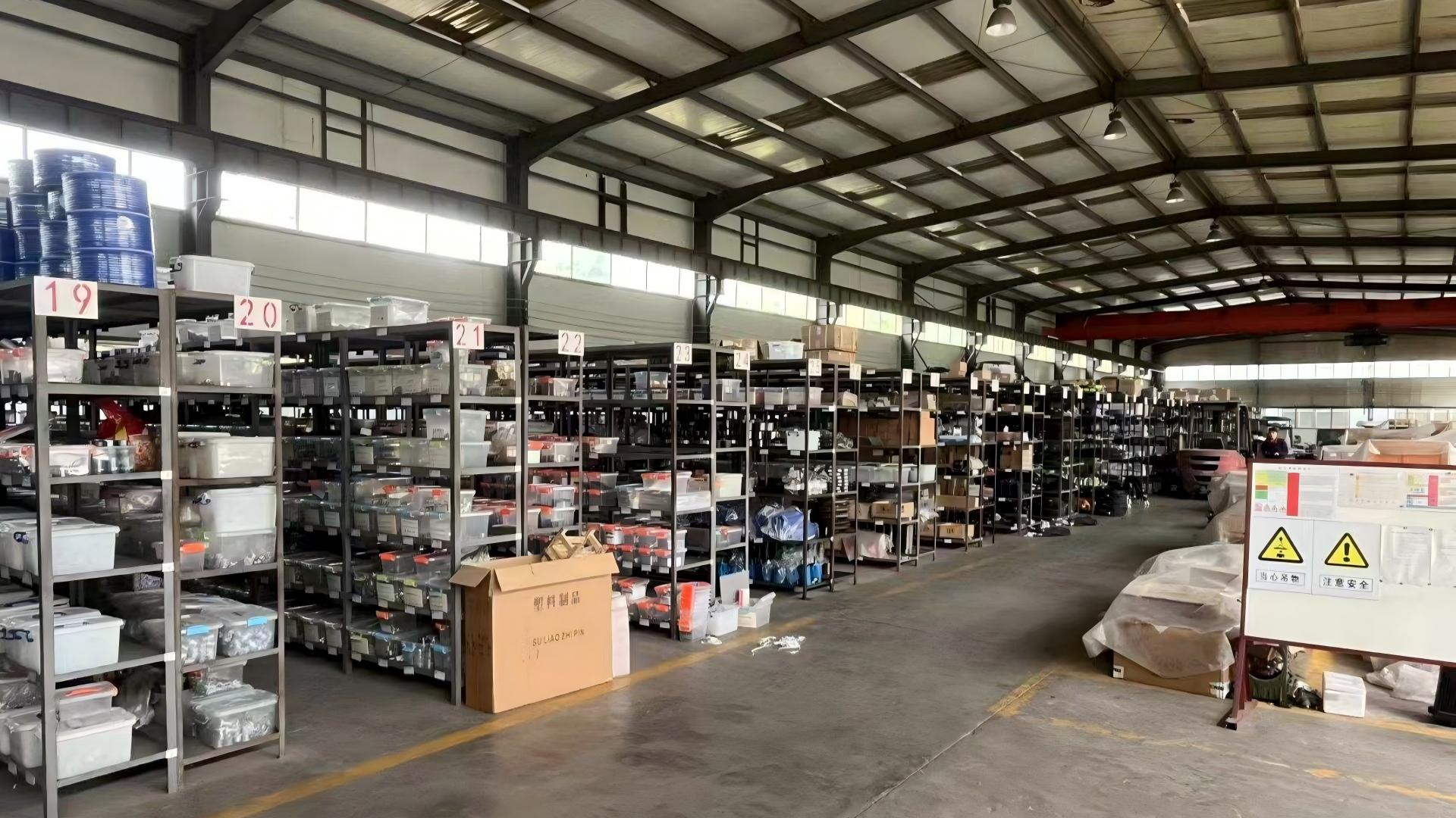 Chargeur de roches pour déchargement latéral de mine de charbon