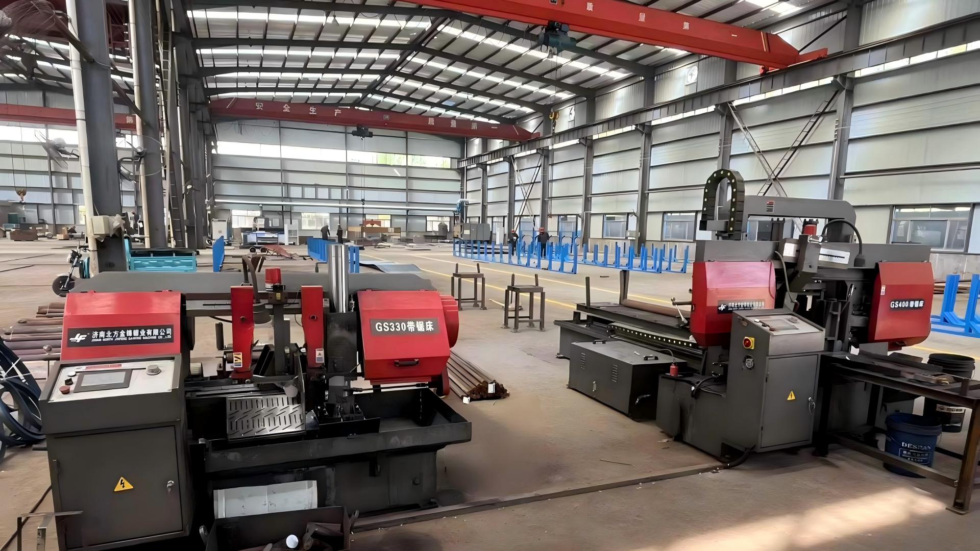 Chargeur de roches pour déchargement latéral de mine de charbon